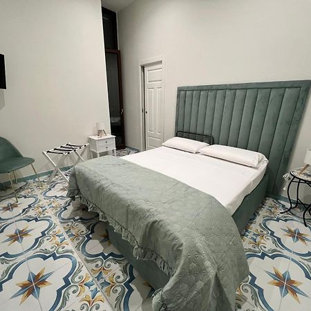 B&B Da Maria نابولي المظهر الخارجي الصورة